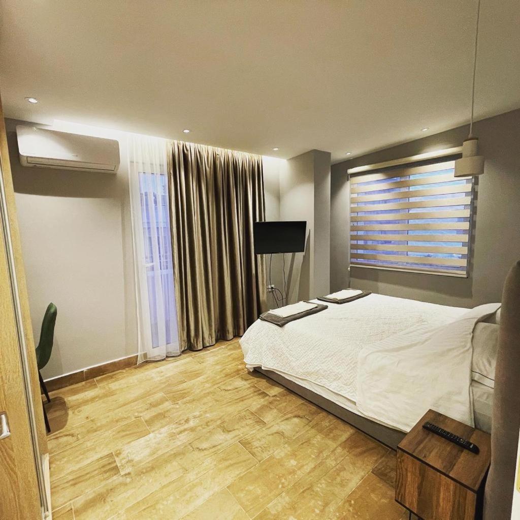 Sevians Apartments โกเลม ภายนอก รูปภาพ
